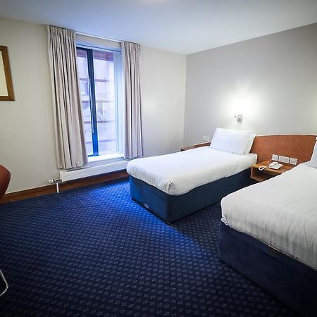 Travelodge Derry Exterior photo