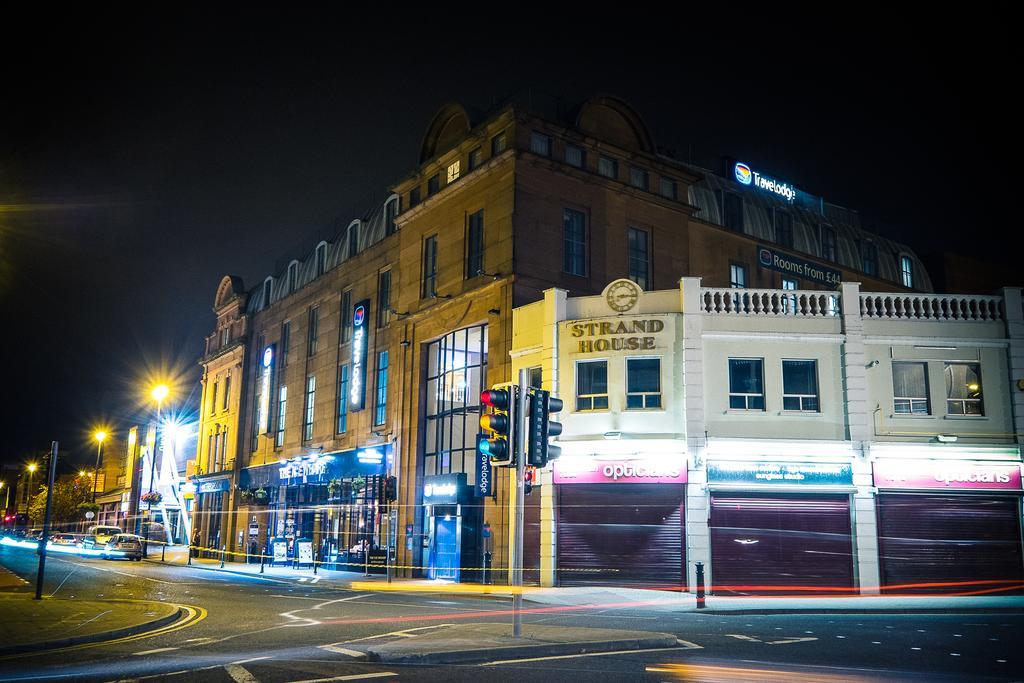 Travelodge Derry Exterior photo